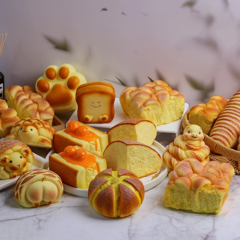 Cartoon Bread Decompression Model