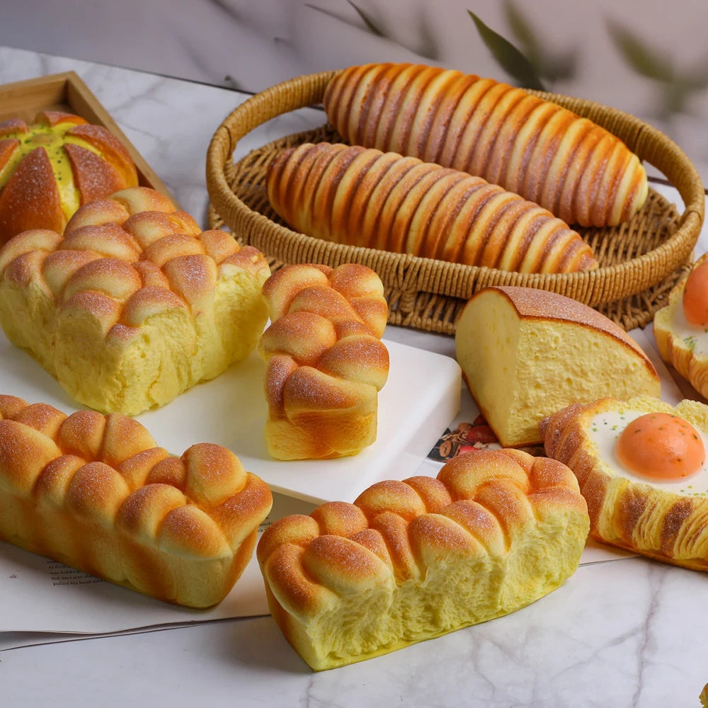 Cartoon Bread Decompression Model